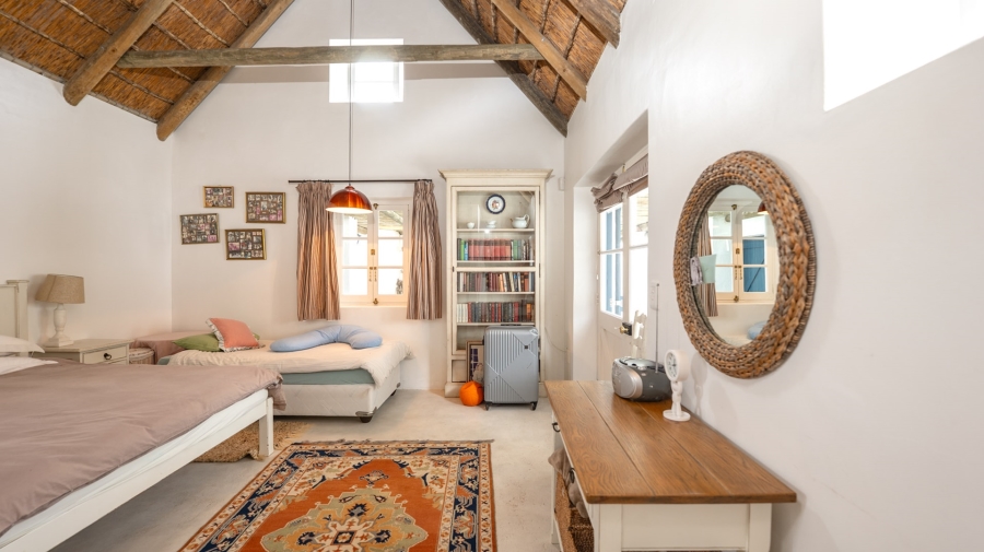 4 Bedroom Property for Sale in Struisbaai Western Cape